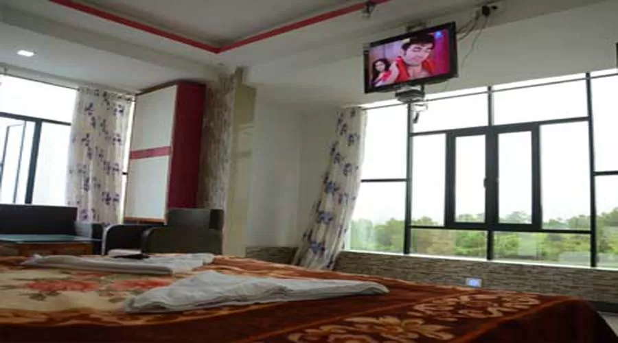 Hotel Krishna Sea View ganpatipule at hotelinkonkan.com